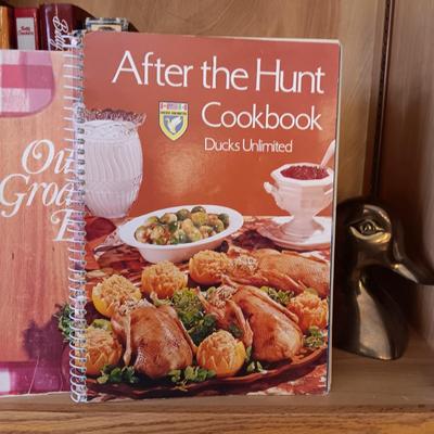 COOKBOOKS AND A PAIR OF BRASS DUCK BOOKENDS