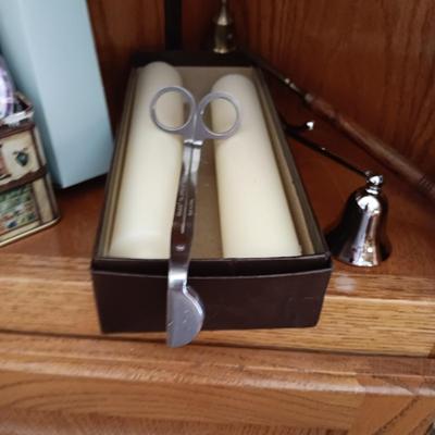 CANDLES, SNUFFERS AND SMALL VASES
