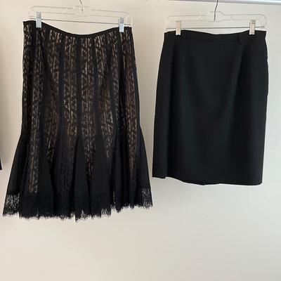 UBR8360 Lot of Ladies Skirts w/Velvet Tops