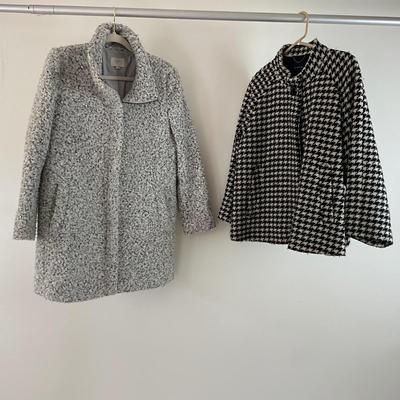 UBR8364 Pair of Ladies Winter Coats by LOFT & Banana Republic