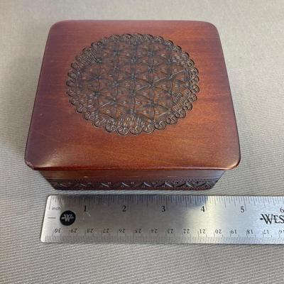 Vintage Folk Art Tolled Wooden Box