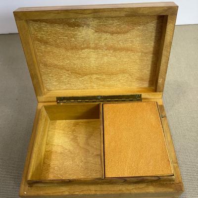 Vintage Wood Inlay Italian Music Box
