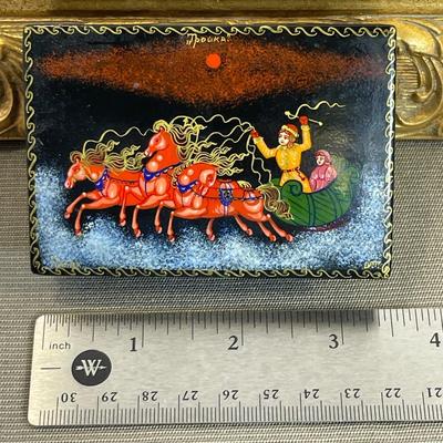 Russian Black Lacquer Troika Hinged box