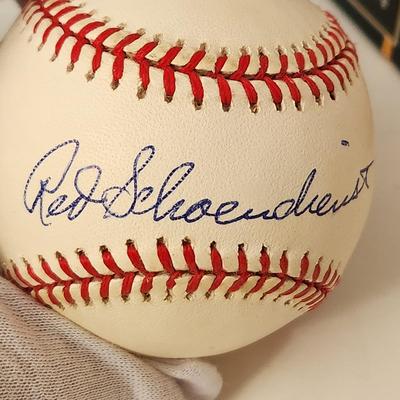 Al Red Schoendienst Cards OMLB Signed Autographed Baseball In Collectors Case