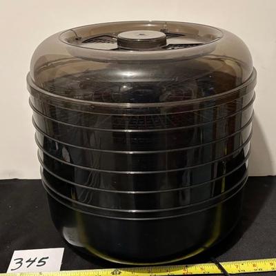 Dehydrator