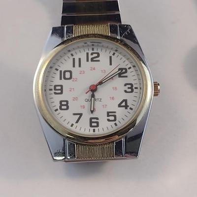 Collection of Men's Wrist Watches- Not Currently Running (#63)