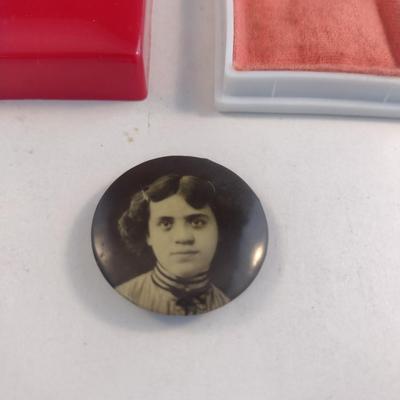 Antique Portrait Button Pin (#67)