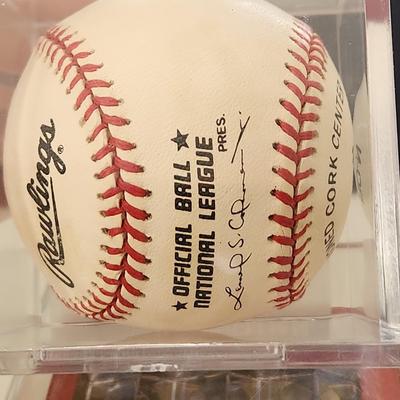 Paul Konerko Dodgers OMLB Signed Autographed Baseball In Collectors Case