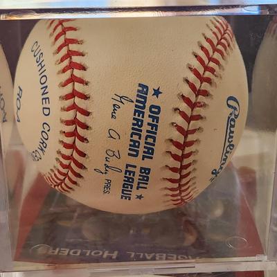 Ruben Mateo Rangers OMLB Signed Autographed Baseball In Collectors Case