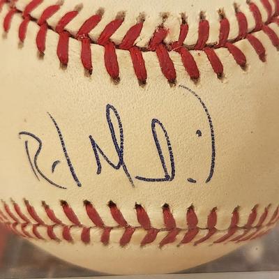Raul Mondessi Dodgers OMLB Signed Autographed Baseball In Collectors Case