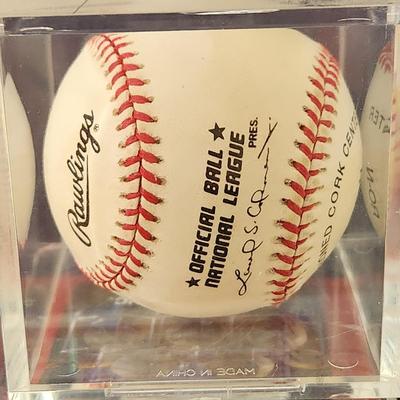 Derrick Bell Astros OMLB Signed Autographed Baseball In Collectors Case
