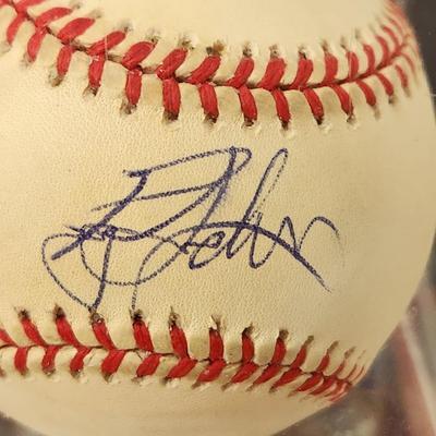 Ryan Anderson Mariners OMLB Signed Autographed Baseball In Collectors Case