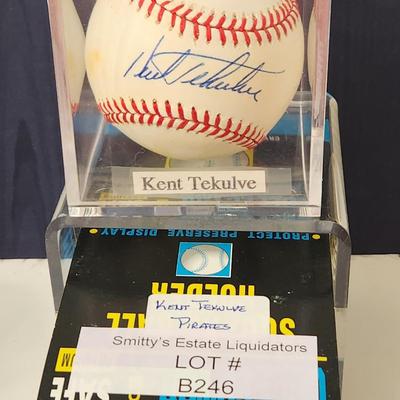 Kent Tekulve Pirates OMLB Signed Autographed Baseball In Collectors Case