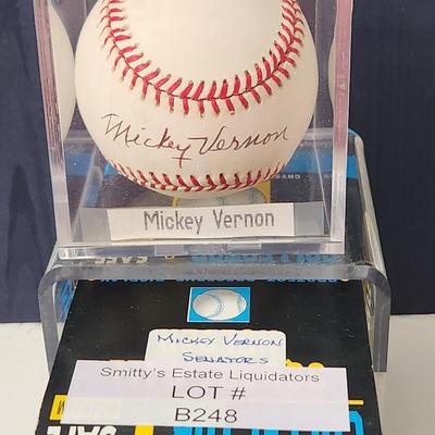 Mickey Vernon Senators OMLB Signed Autographed Baseball In Collectors Case