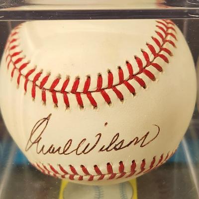 Earl Wilson Red Sox OMLB Signed Autographed Baseball In Collectors Case
