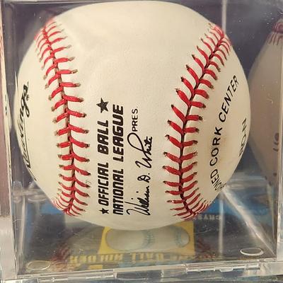 Al Hrbosky Cardinals "The Mad Hungarian" OMLB Signed Autographed Baseball In Collectors Case