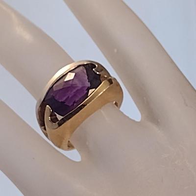 14 Karat Yellow and White Gold and Gemstone Ring- Size 6- Approx Weight 11.6 Grams (#5)