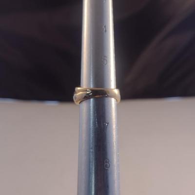 14 Karat Yellow Gold and Gemstone Ring- Size 6- Approx Weight 9.2 Grams (#6)