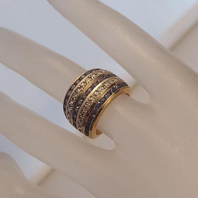 10 Karat Yellow Gold and Gemstone Ring- Size 5 1/2- Approx Weight 7.6 Grams (#7)