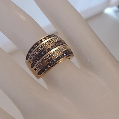 10 Karat Yellow Gold and Gemstone Ring- Size 5 1/2- Approx Weight 7.6 Grams (#7)