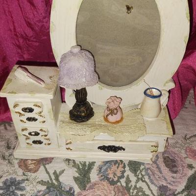 Vintage Miniature Dresser Photo Frame 2