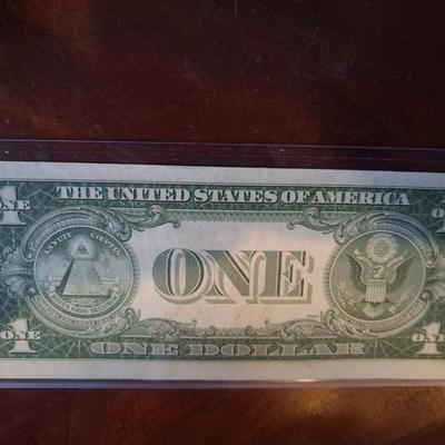 1935 F Series $1 Bill Silver Certificate Blue Seal Serial # W22060127I Uncirc