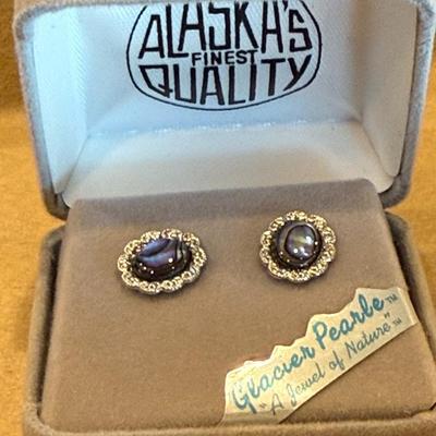 Glacier of Pearl earrings