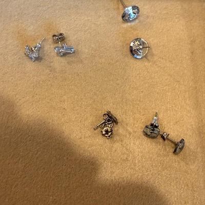 Lot of stufd earrings