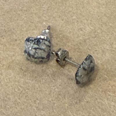 Lot of stufd earrings