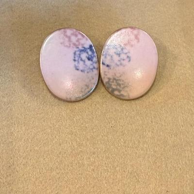 Vintage 1980s Circular Metal Earring