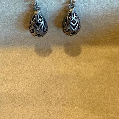 Bohemian Teardrop Filigree 