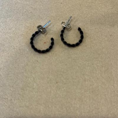 Black bubble earrings