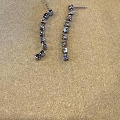 Dangle earrings