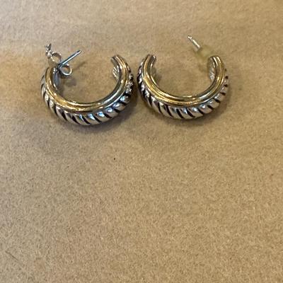 Costume jewlery