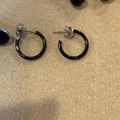 Costume jewlery LOT