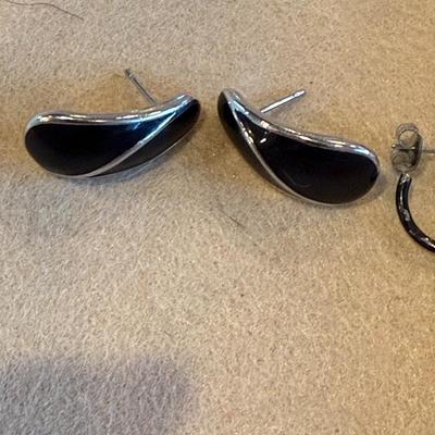 Costume jewlery LOT