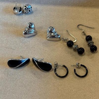 Costume jewlery LOT