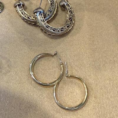 Costume jewlery LOT