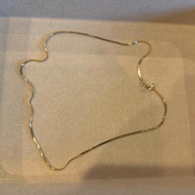 costume gold chain necklace