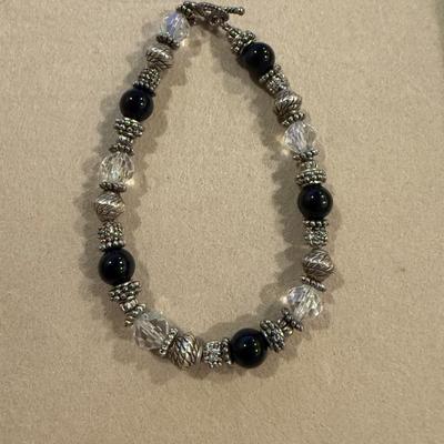 Bead bracelet