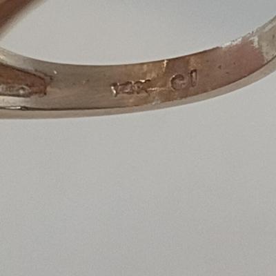 14 Karat Yellow Gold and Gemstone Waterfall/Cocktail Ring- Size 5 1/4- Approx Weight 7.8 Grams (#9)