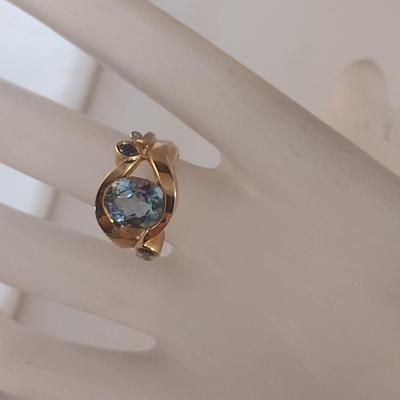 14 Karat Yellow Gold and Gemstone Waterfall/Cocktail Ring- Size 6- Approx Weight 7.6 Grams (#10)