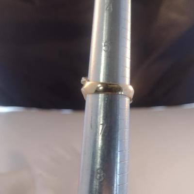 14 Karat Yellow Gold and Gemstone Waterfall/Cocktail Ring- Size 6- Approx Weight 7.6 Grams (#10)