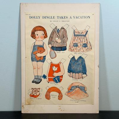 LOT 86: Dolly Dingle Paper Doll Collection