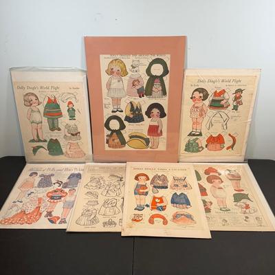 LOT 86: Dolly Dingle Paper Doll Collection