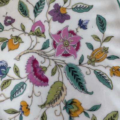 Minton Haddon Hall Assortment of China (GB-DZ)