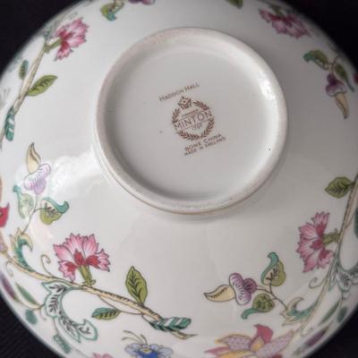 Minton Haddon Hall Assortment of China (GB-DZ)