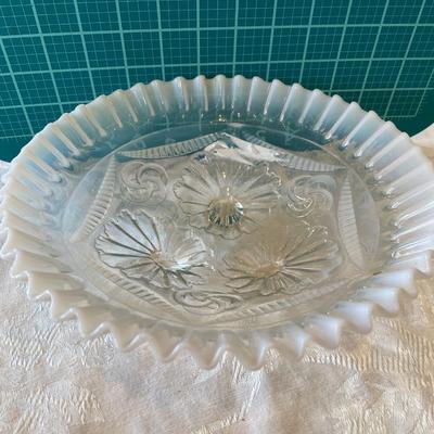 White opalescent ruffle bowl