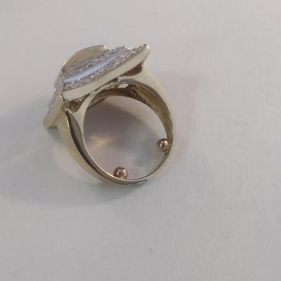 14 Karat Yellow Gold and Gemstone Ring- Size 3 1/4- Approx Weight 8.6 Grams (#12)
