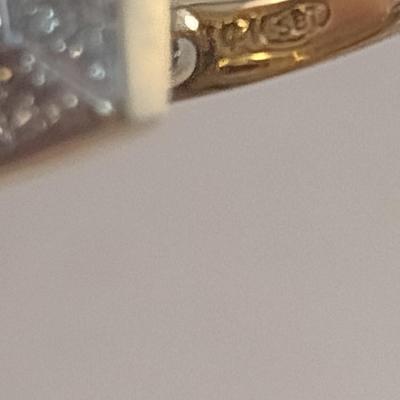 14 Karat Yellow Gold and Gemstone Ring- Size 3 1/4- Approx Weight 8.6 Grams (#12)